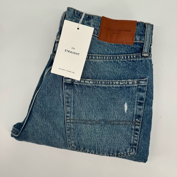 Lucky Brand Men's 32x30 223 Rigid Straight Medium Wash Casual Blue Jeans NWT - Picture 1 of 8
